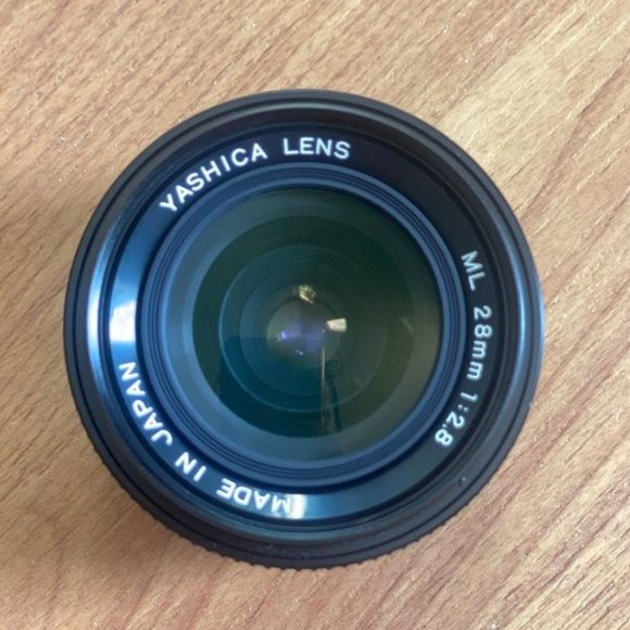YASHICA LENS ML 28mm 1:2.8 Manual Focus Wide Angle Lens Contax C/Y Mount - Picture 1 of 3